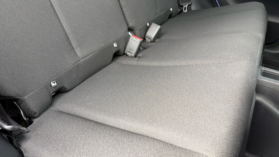 Toyota Aygo X 1.5 Hybrid Design 5dr CVT Hybrid Hatchback - Image 17