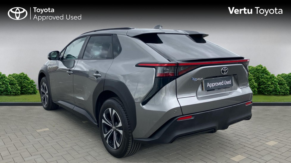 Toyota bZ4X 150kW Motion 71.4kWh 5dr Auto [11kW] Electric Hatchback - Image 4