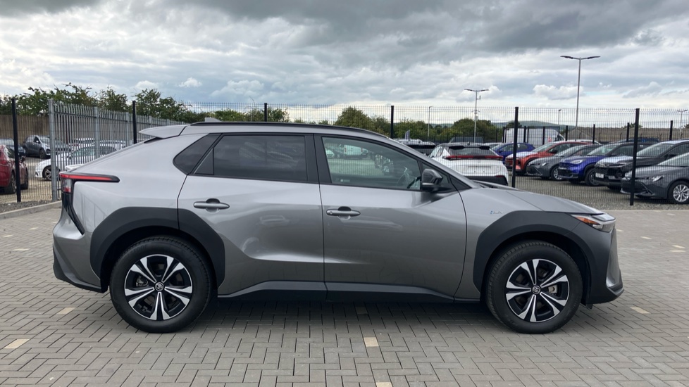 Toyota bZ4X 150kW Motion 71.4kWh 5dr Auto [11kW] Electric Hatchback - Image 23