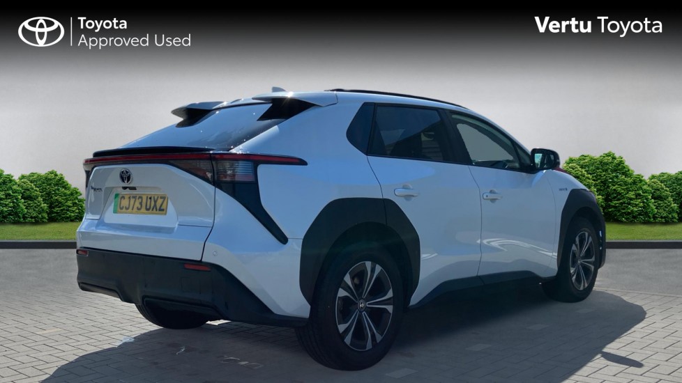 Toyota bZ4X 150kW Motion 71.4kWh 5dr Auto [11kW] Electric Hatchback - Image 2