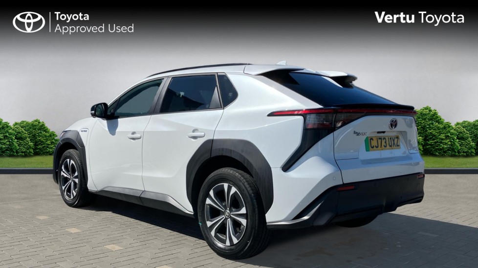 Toyota bZ4X 150kW Motion 71.4kWh 5dr Auto [11kW] Electric Hatchback - Image 4