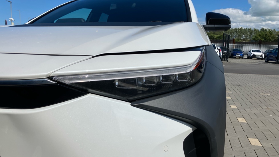 Toyota bZ4X 150kW Motion 71.4kWh 5dr Auto [11kW] Electric Hatchback - Image 20