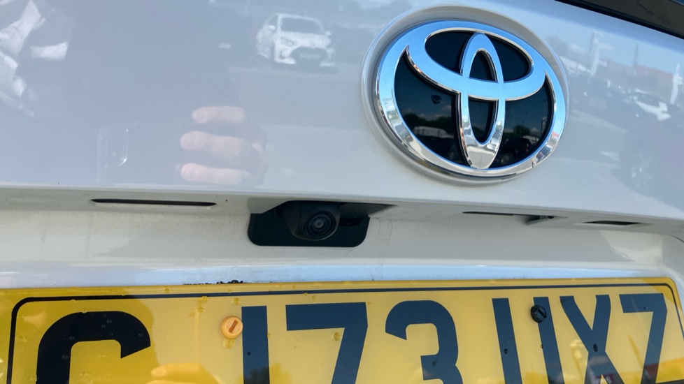 Toyota bZ4X 150kW Motion 71.4kWh 5dr Auto [11kW] Electric Hatchback - Image 51