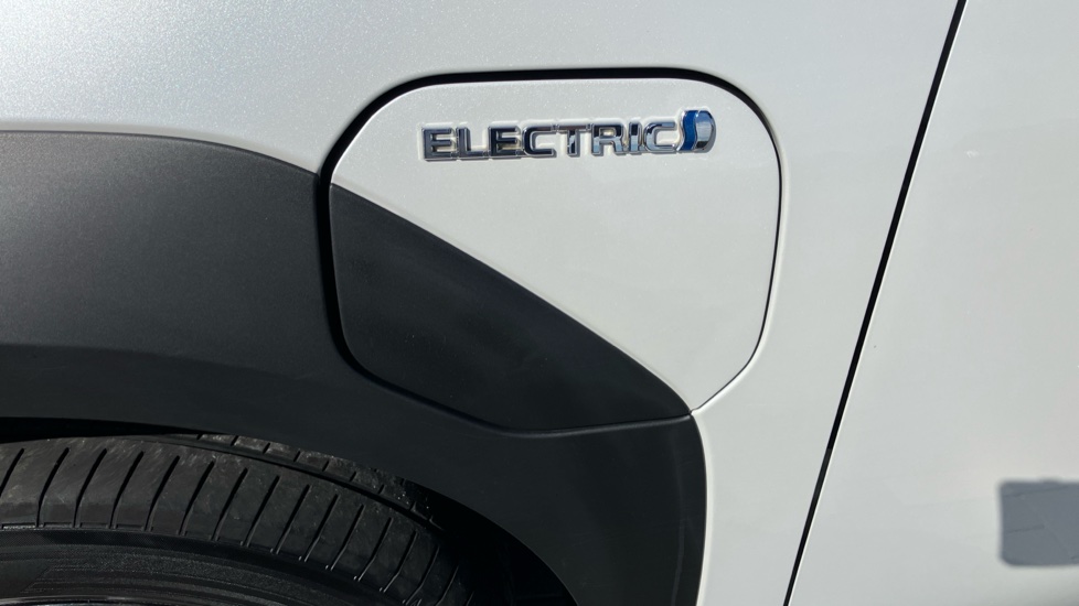 Toyota bZ4X 150kW Motion 71.4kWh 5dr Auto [11kW] Electric Hatchback - Image 54