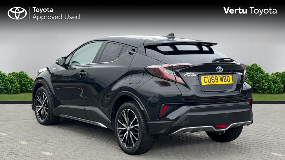 Toyota C-HR 1.8 Hybrid Excel 5dr CVT [Leather] Hybrid Hatchback - Image 4