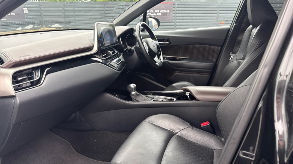 Toyota C-HR 1.8 Hybrid Excel 5dr CVT [Leather] Hybrid Hatchback - Image 5