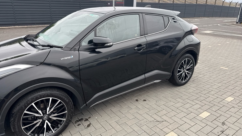 Toyota C-HR 1.8 Hybrid Excel 5dr CVT [Leather] Hybrid Hatchback - Image 29