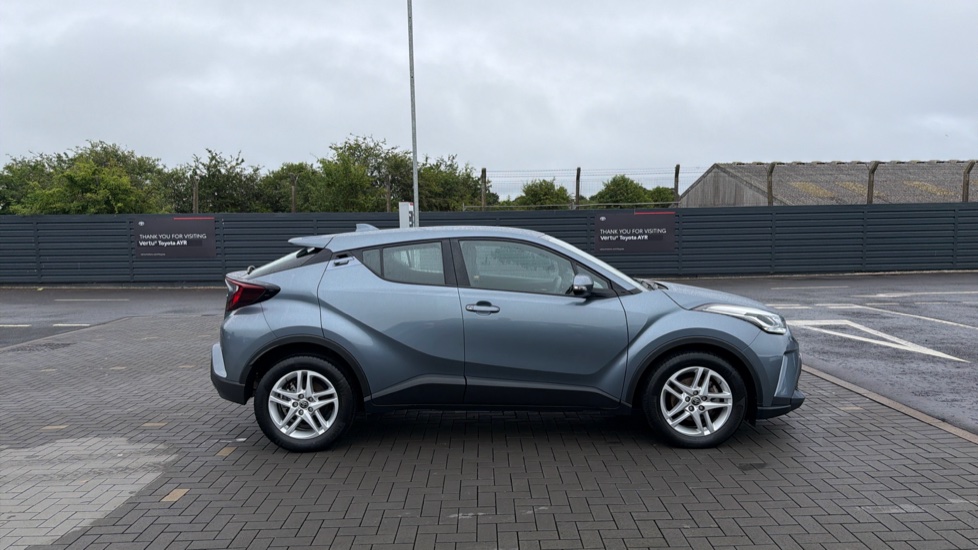 Toyota C-HR 1.8 Hybrid Icon 5dr CVT Hybrid Hatchback - Image 23