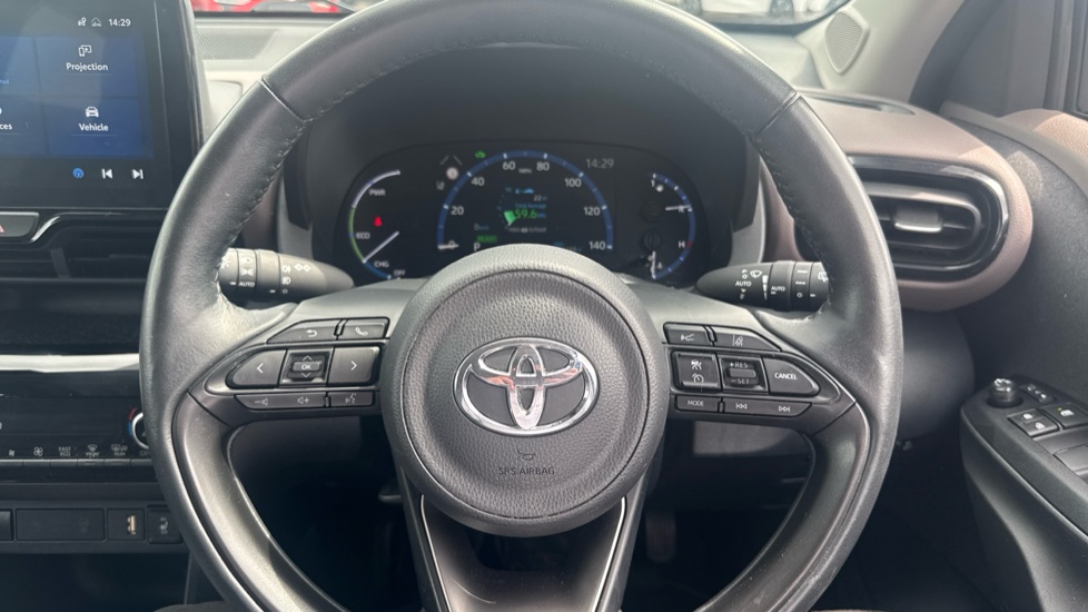 Toyota Yaris Cross 1.5 Hybrid Excel 5dr CVT Hybrid Estate - Image 10