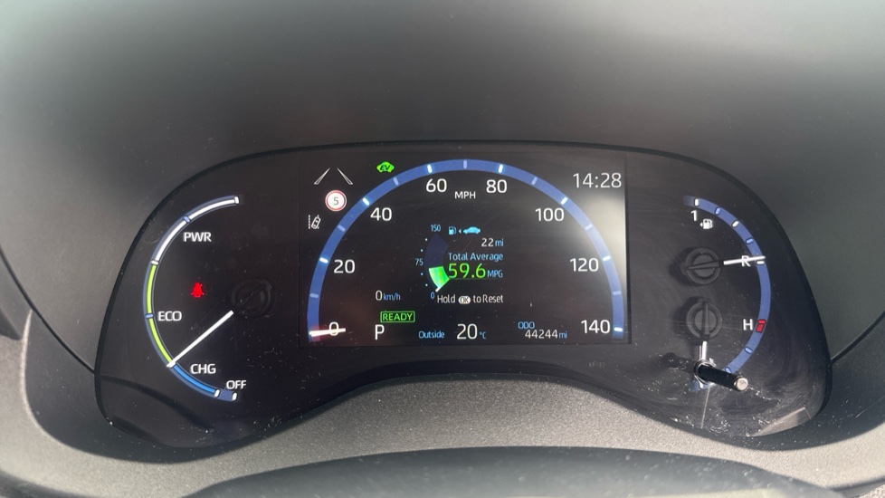 Toyota Yaris Cross 1.5 Hybrid Excel 5dr CVT Hybrid Estate - Image 11
