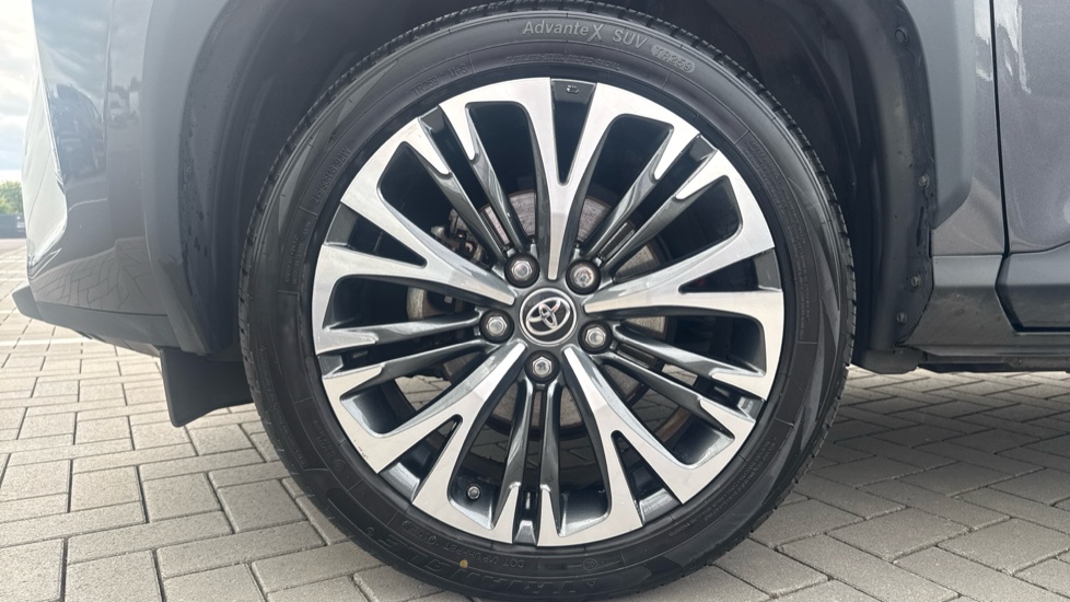 Toyota Yaris Cross 1.5 Hybrid Excel 5dr CVT Hybrid Estate - Image 25