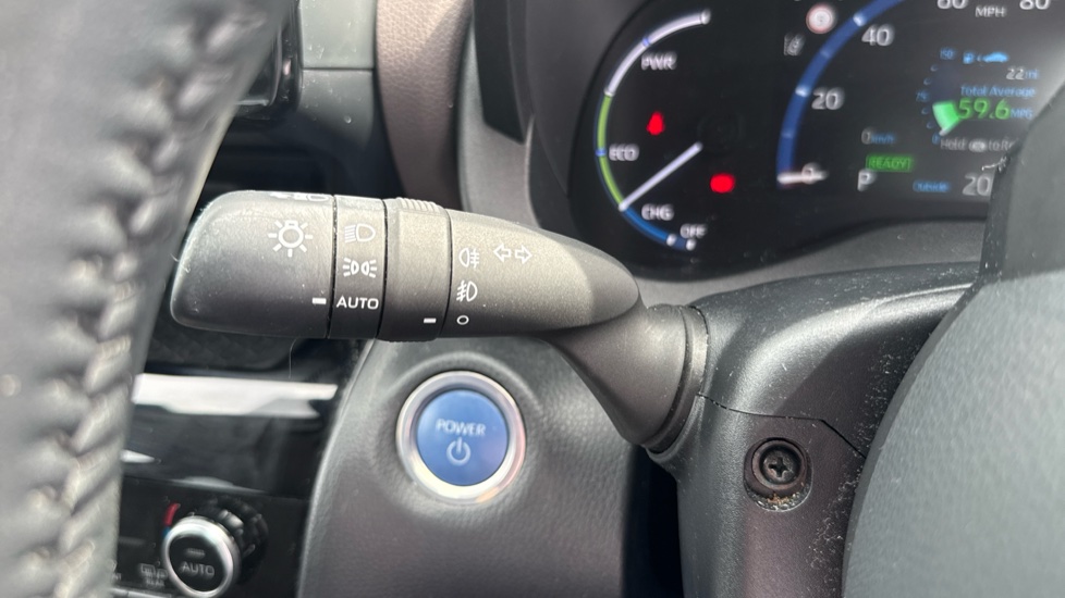 Toyota Yaris Cross 1.5 Hybrid Excel 5dr CVT Hybrid Estate - Image 39