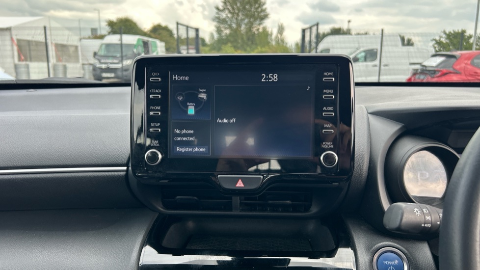 Toyota Yaris Cross 1.5 Hybrid Icon 5dr CVT Hybrid Estate - Image 9