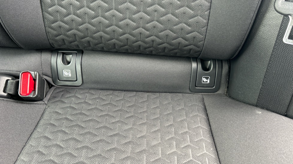 Toyota Yaris Cross 1.5 Hybrid Icon 5dr CVT Hybrid Estate - Image 14