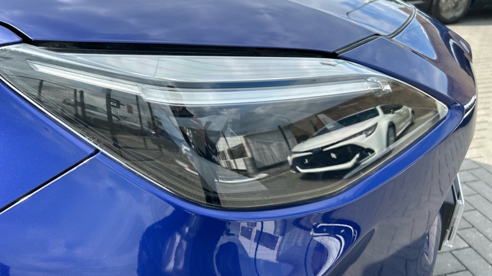 Toyota Yaris Cross 1.5 Hybrid Icon 5dr CVT Hybrid Estate - Image 20