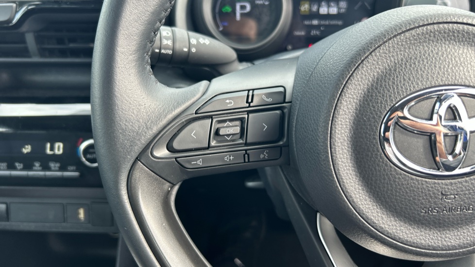 Toyota Yaris Cross 1.5 Hybrid Icon 5dr CVT Hybrid Estate - Image 38