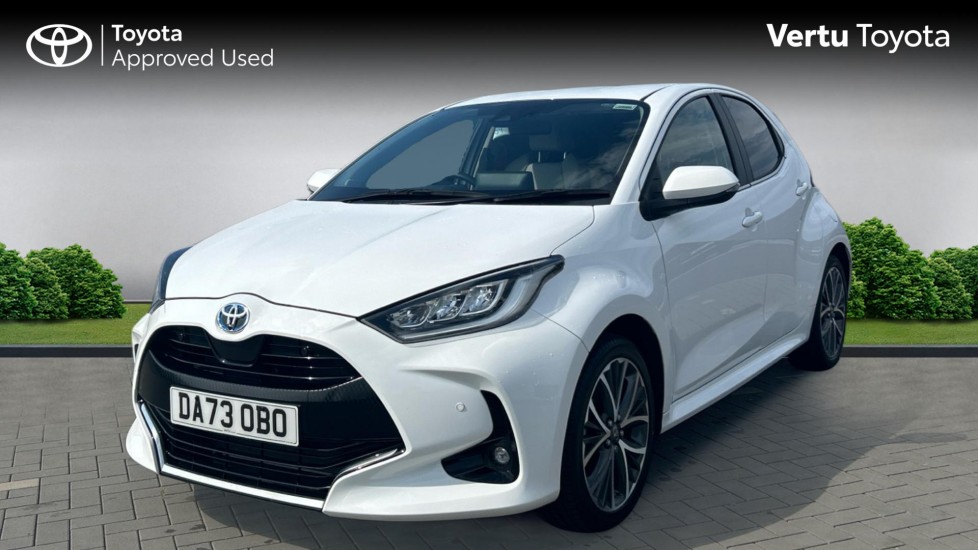 Toyota Yaris 1.5 Hybrid Excel 5dr CVT Hybrid Hatchback - Image 3