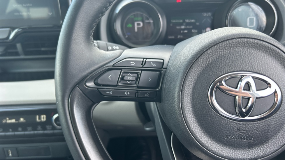 Toyota Yaris 1.5 Hybrid Excel 5dr CVT Hybrid Hatchback - Image 35