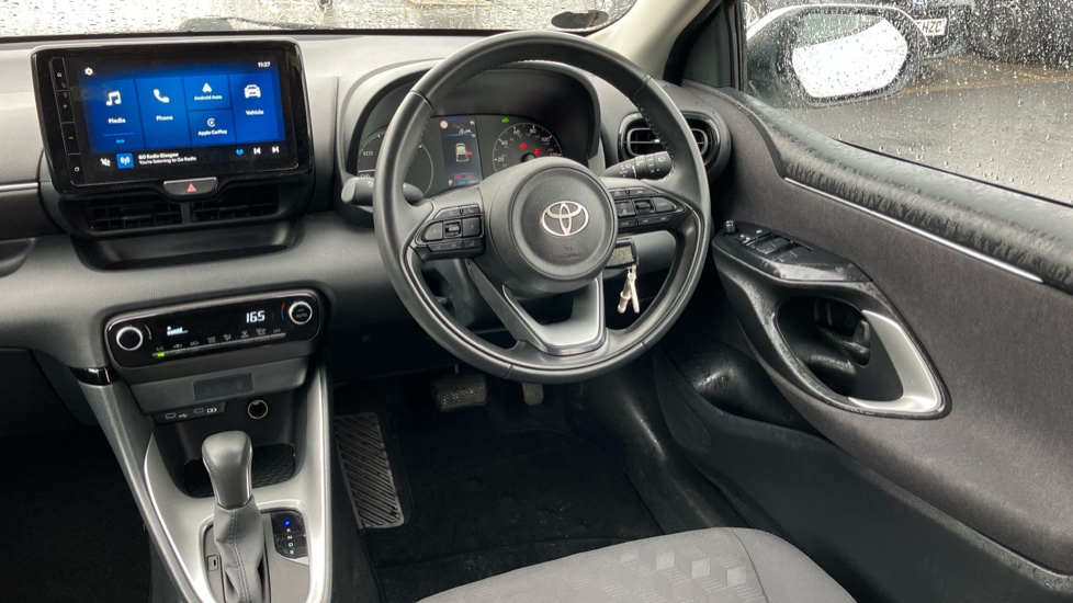 Toyota Yaris 1.5 Hybrid Icon 5dr CVT Hybrid Hatchback - Image 7