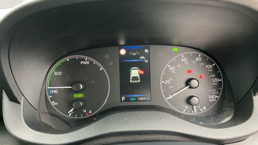 Toyota Yaris 1.5 Hybrid Icon 5dr CVT Hybrid Hatchback - Image 11
