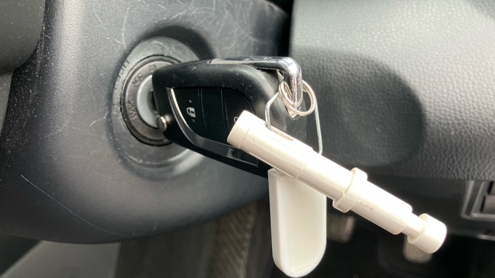 Toyota Yaris 1.5 Hybrid Icon 5dr CVT Hybrid Hatchback - Image 16
