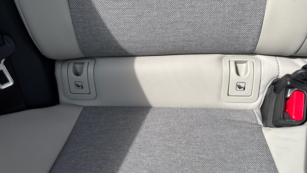 Toyota Yaris 1.5 Hybrid Excel 5dr CVT Hybrid Hatchback - Image 14