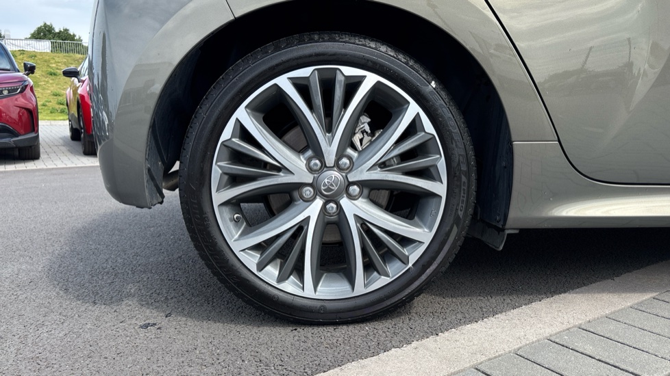 Toyota Yaris 1.5 Hybrid Excel 5dr CVT Hybrid Hatchback - Image 25
