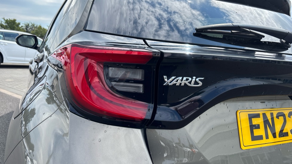 Toyota Yaris 1.5 Hybrid Excel 5dr CVT Hybrid Hatchback - Image 54