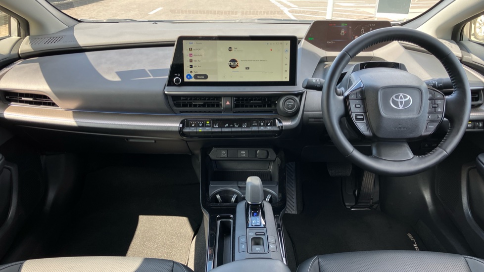 Toyota Prius 1.8 VVTi Plug-in Excel 5dr CVT Hatchback - Image 6