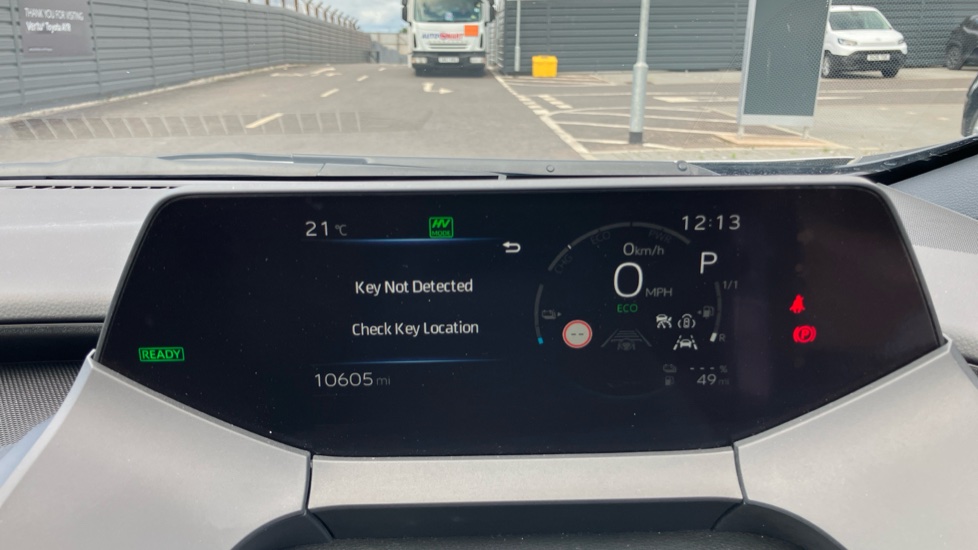 Toyota Prius 1.8 VVTi Plug-in Excel 5dr CVT Hatchback - Image 11