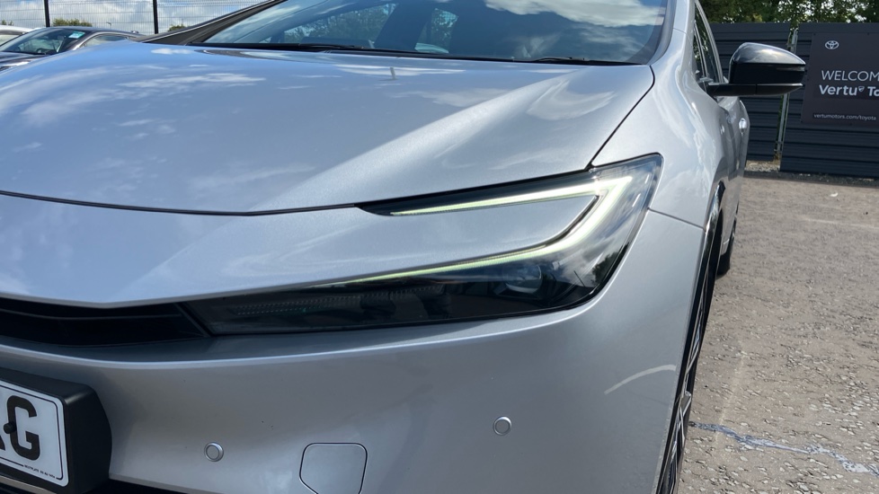 Toyota Prius 1.8 VVTi Plug-in Excel 5dr CVT Hatchback - Image 20