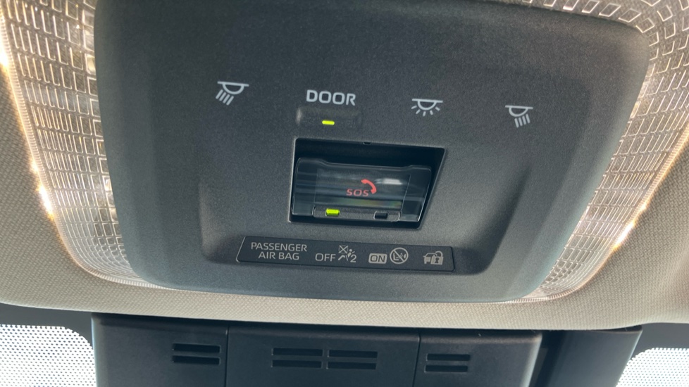 Toyota Prius 1.8 VVTi Plug-in Excel 5dr CVT Hatchback - Image 45