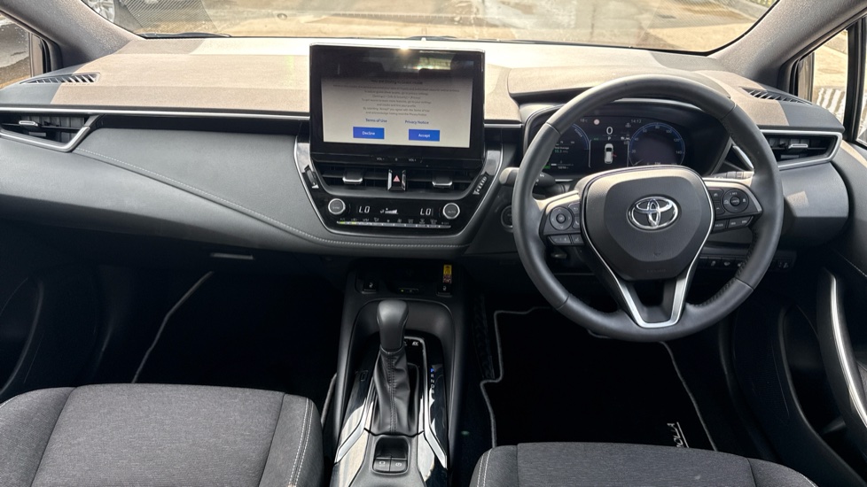 Toyota Corolla 1.8 Hybrid Icon 5dr CVT Hybrid Estate - Image 7