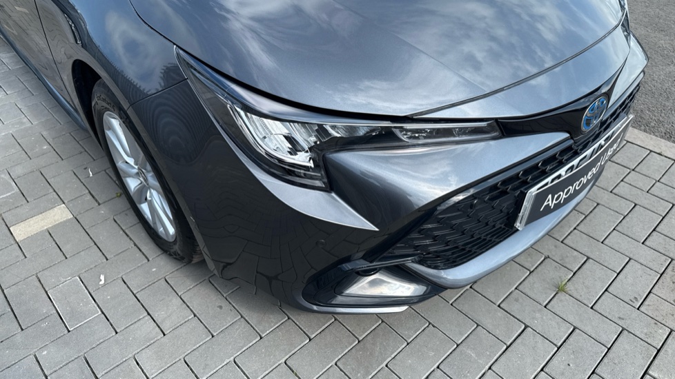 Toyota Corolla 1.8 Hybrid Icon 5dr CVT Hybrid Estate - Image 20