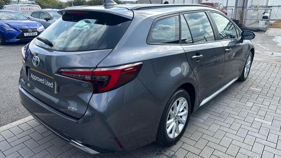 Toyota Corolla 1.8 Hybrid Icon 5dr CVT Hybrid Estate - Image 37