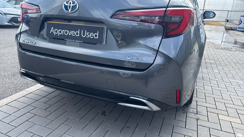 Toyota Corolla 1.8 Hybrid Icon 5dr CVT Hybrid Estate - Image 38
