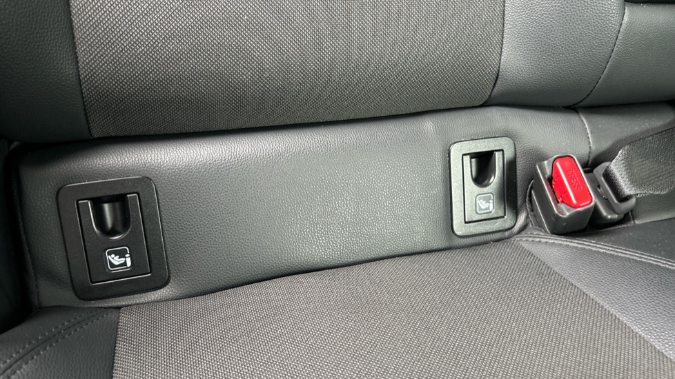Toyota Corolla 2.0 VVT-i Hybrid GR Sport 5dr CVT Hybrid Hatchback - Image 14