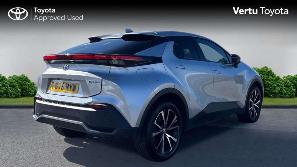 Toyota C-HR 2.0 PHEV Design 5dr CVT Hatchback - Image 2