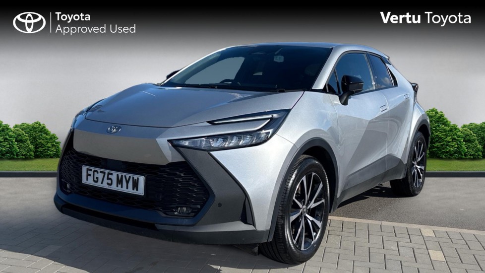 Toyota C-HR 2.0 PHEV Design 5dr CVT Hatchback - Image 3