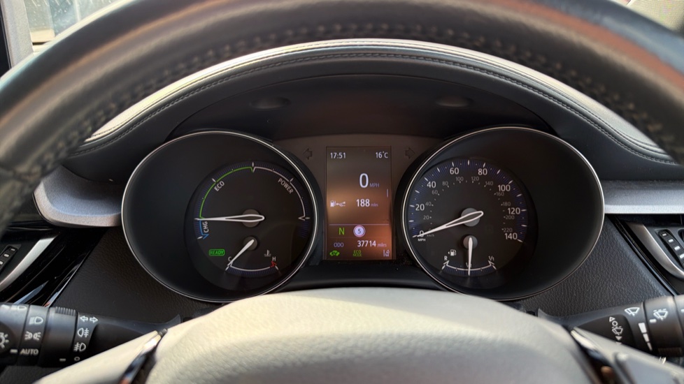 Toyota C-HR 1.8 Hybrid Icon 5dr CVT Hybrid Hatchback - Image 11
