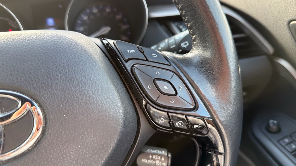 Toyota C-HR 1.8 Hybrid Icon 5dr CVT Hybrid Hatchback - Image 29