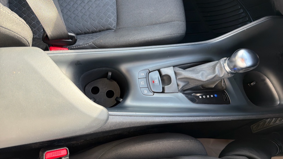Toyota C-HR 1.8 Hybrid Icon 5dr CVT Hybrid Hatchback - Image 35
