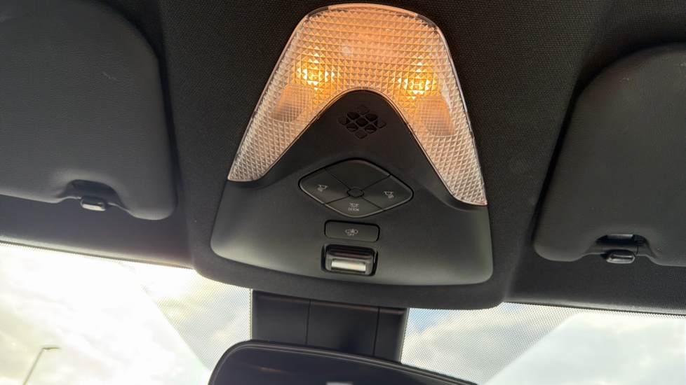 Toyota C-HR 1.8 Hybrid Icon 5dr CVT Hybrid Hatchback - Image 39