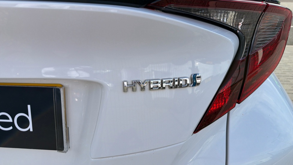 Toyota C-HR 1.8 Hybrid Icon 5dr CVT Hybrid Hatchback - Image 53