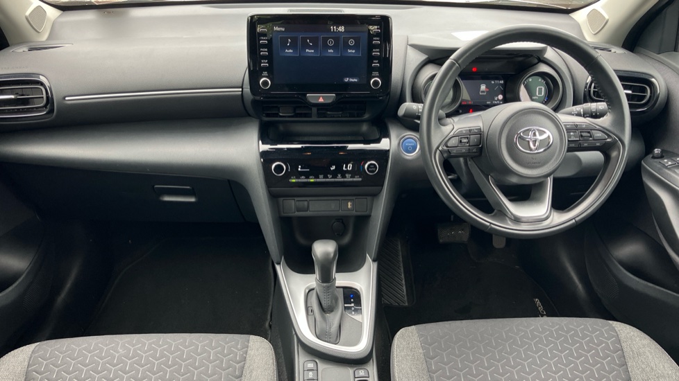 Toyota Yaris Cross 1.5 Hybrid Icon 5dr CVT Hybrid Estate - Image 6