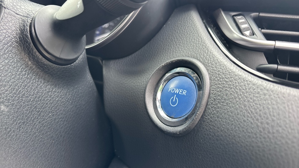 Toyota C-HR 1.8 Hybrid Excel 5dr CVT Hybrid Hatchback - Image 16