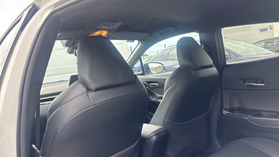 Toyota C-HR 1.8 Hybrid Excel 5dr CVT Hybrid Hatchback - Image 19
