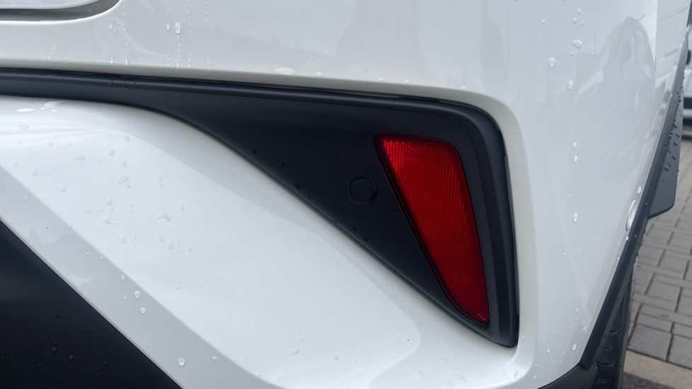 Toyota C-HR 1.8 Hybrid Excel 5dr CVT Hybrid Hatchback - Image 34