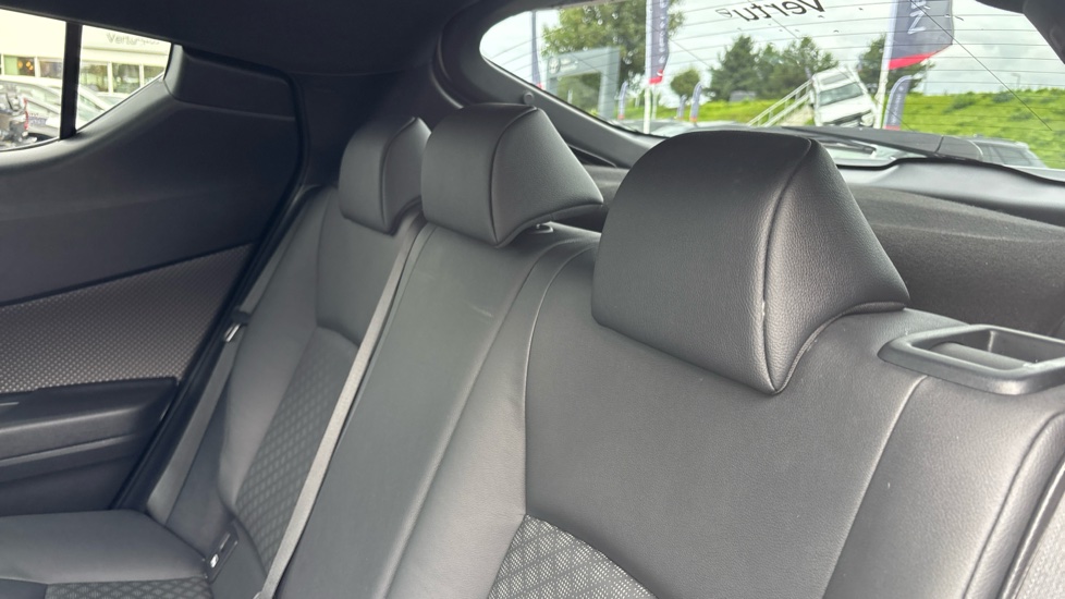 Toyota C-HR 1.8 Hybrid Excel 5dr CVT Hybrid Hatchback - Image 46