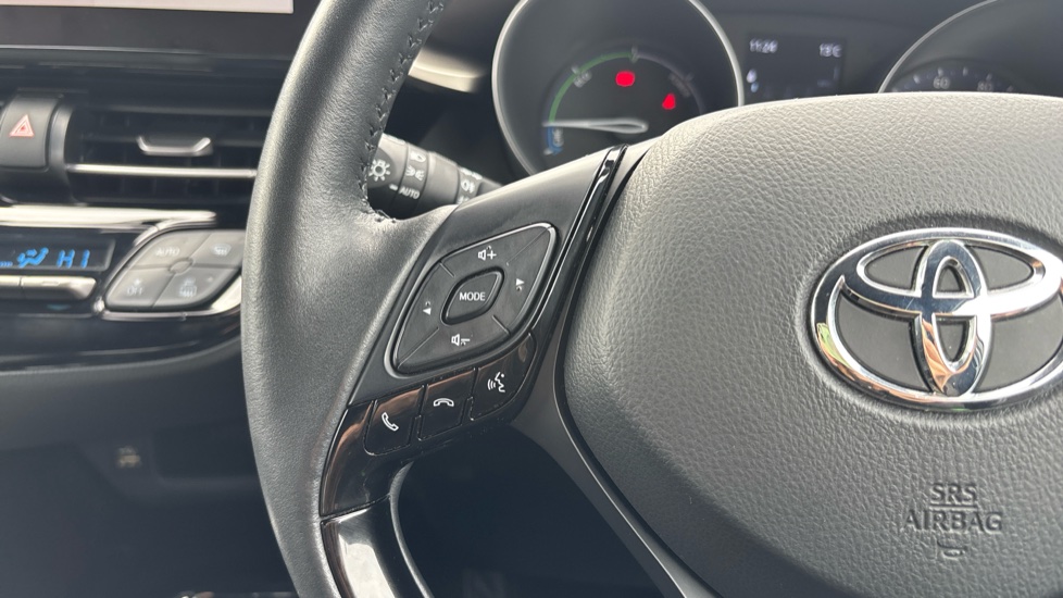 Toyota C-HR 1.8 Hybrid Excel 5dr CVT Hybrid Hatchback - Image 47
